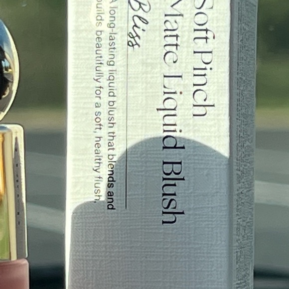 BLISS SOFT PINCH BLUSH RARE BEAUTY - Picture 6 of 7